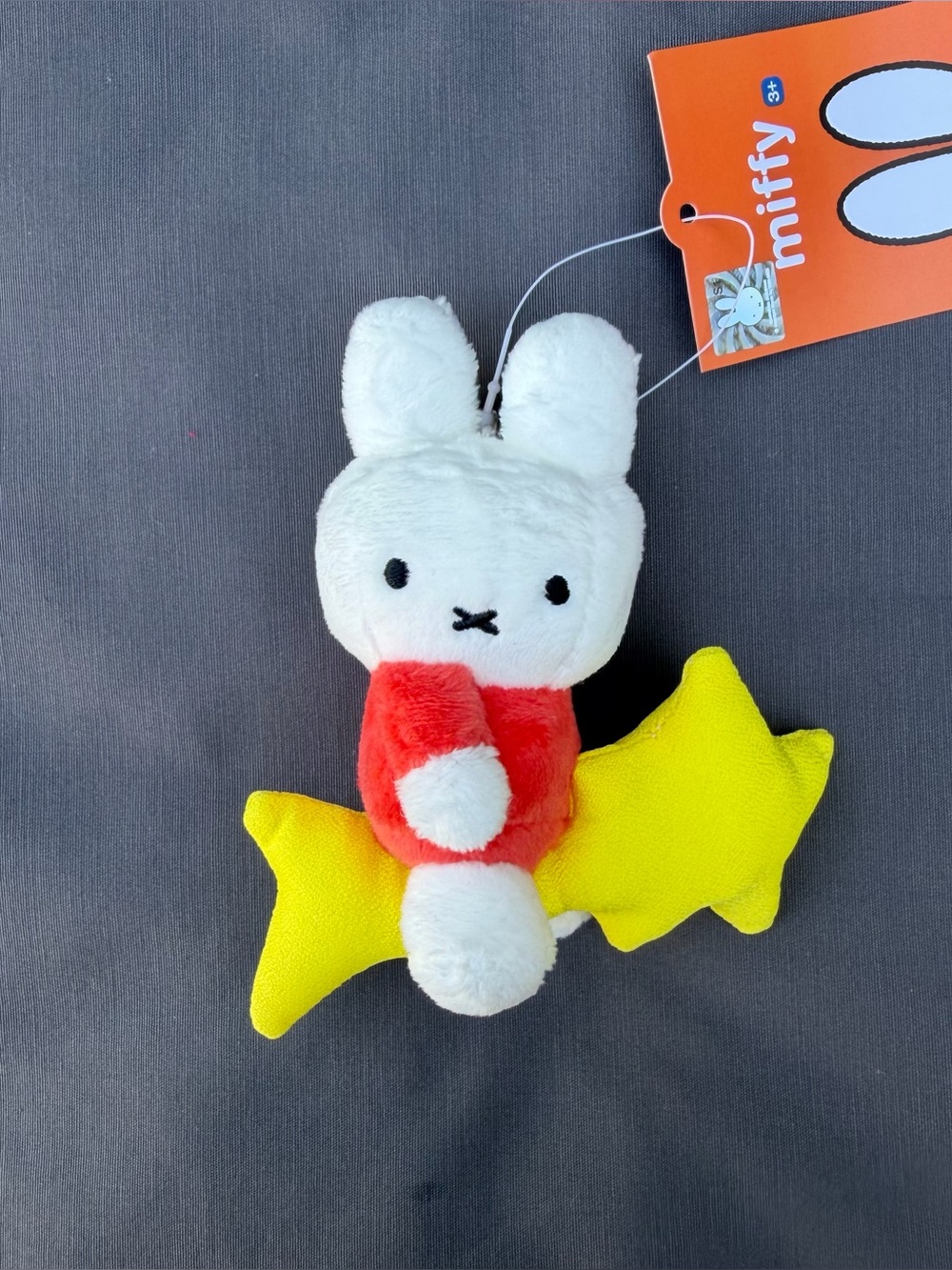 Korean  Exclusive Miffy with shooting star Plush /keychain